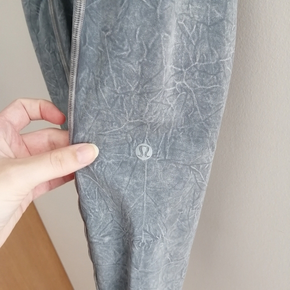 Lululemon Fast and Free High Rise Tight 25" Ice Dye Ice Wash Asphalt Grey 6 - Picture 9 of 16